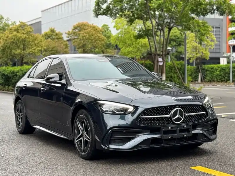 Mercedes-Benz C-Class 2023 — фото 3