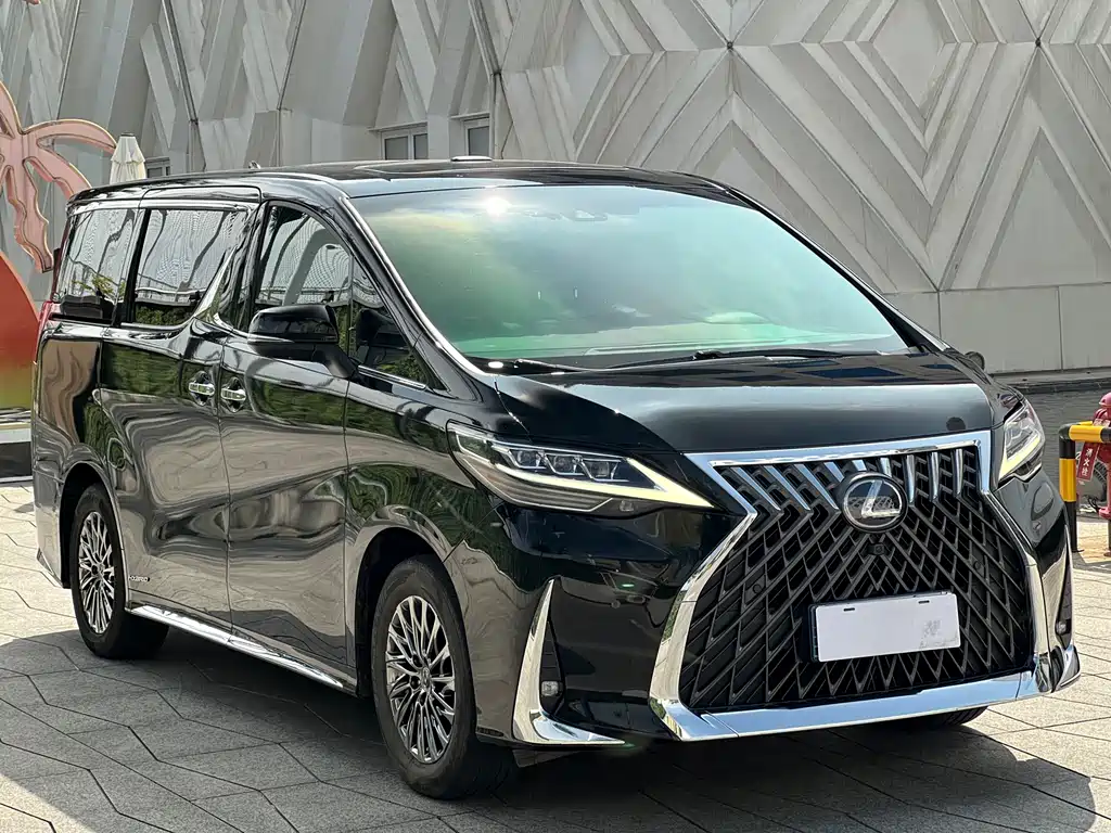 Lexus LM 2023 — фото 3