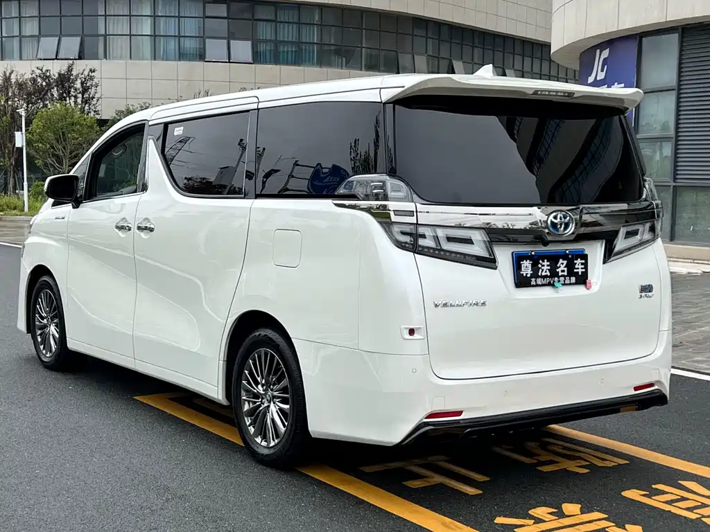 Toyota Vellfire 2021 — фото 4
