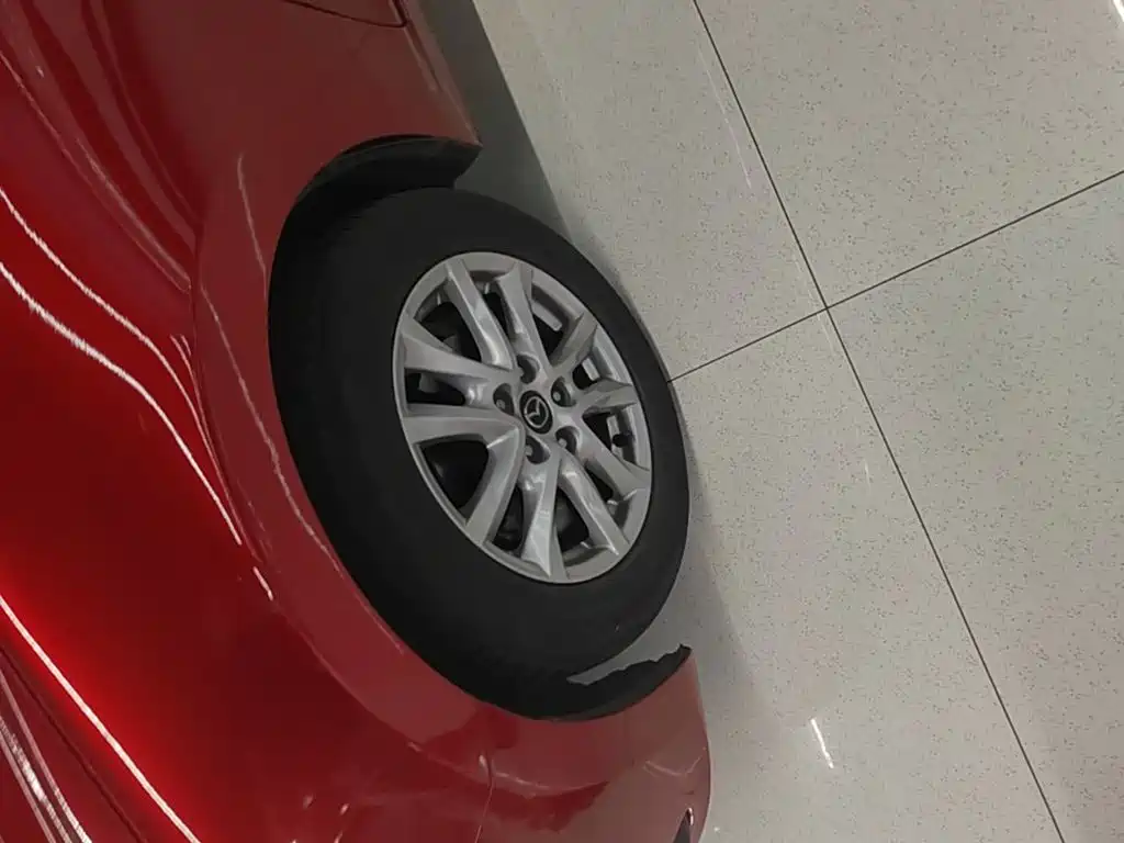 Mazda 3 Axela 2016 — фото 23