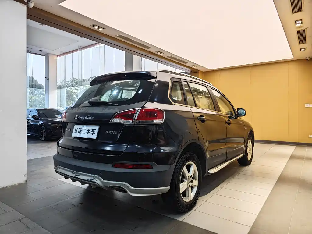 Zotye X5 2016 — фото 28