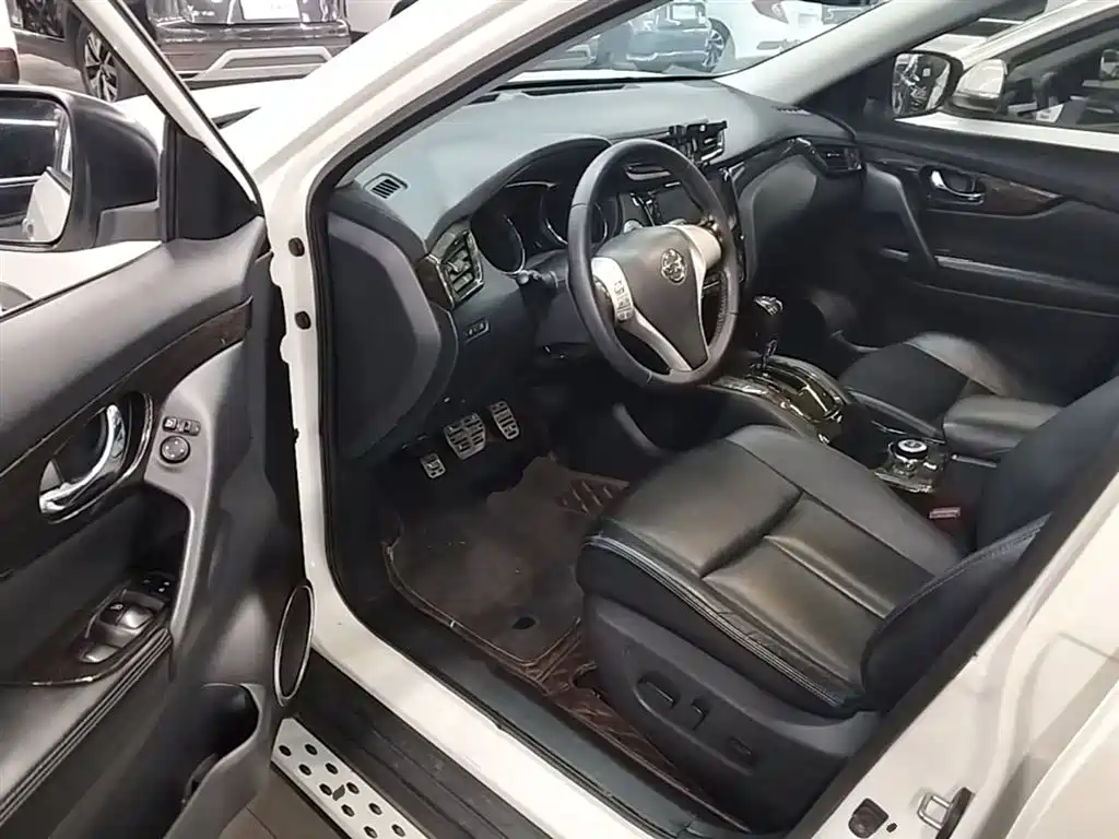 Nissan X-Trail 2015 — фото 16