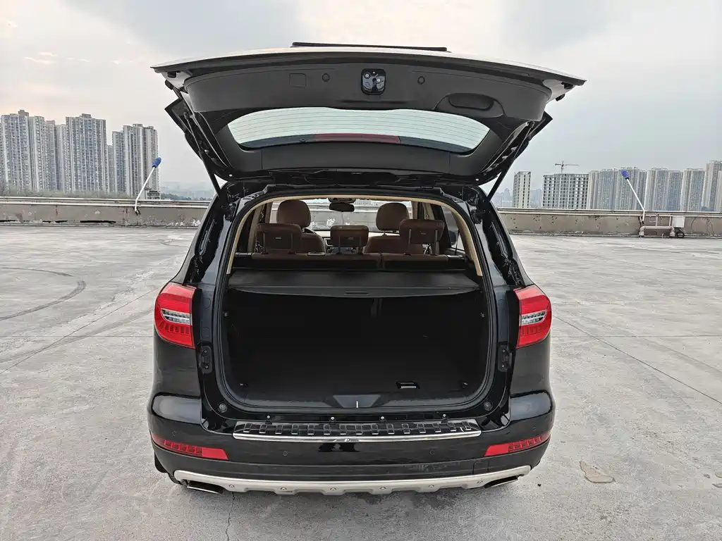 Haval H8 2017 — фото 19