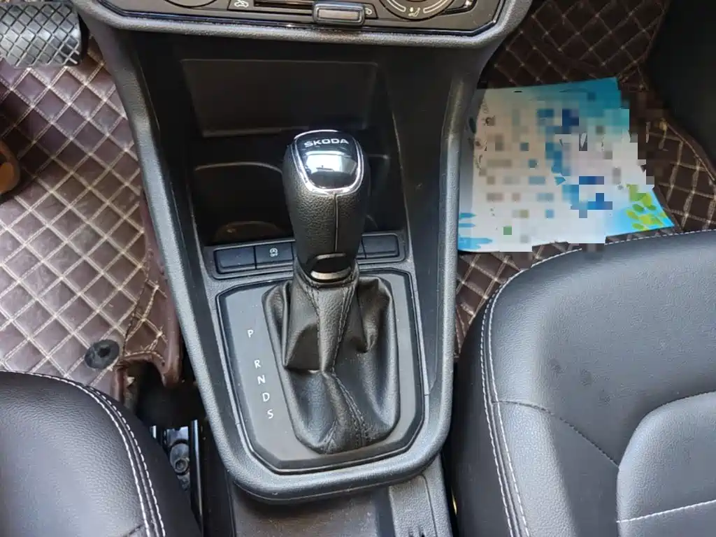 Skoda Rapid Spaceback 2021 — фото 14
