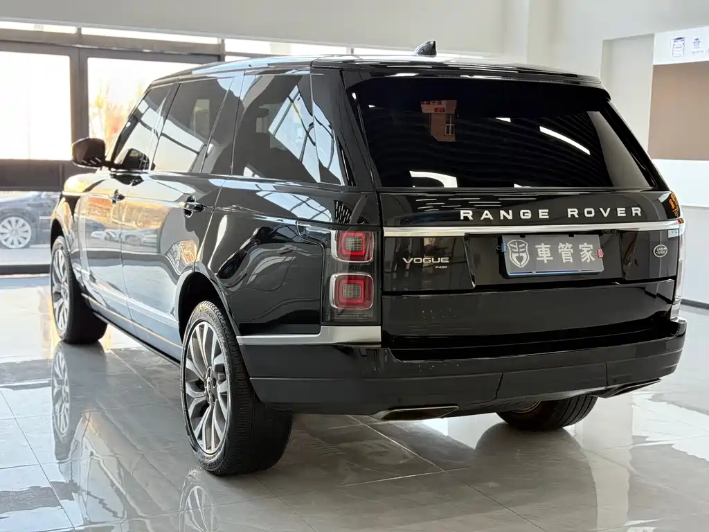 Land Rover Range Rover 2021 — фото 18