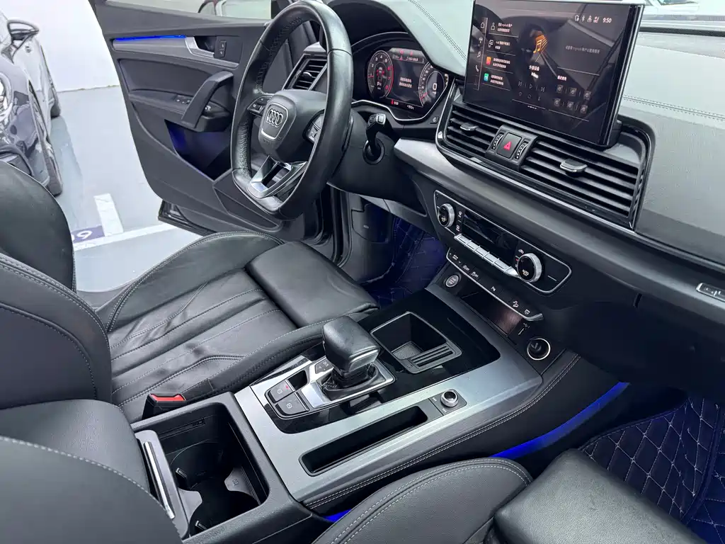 Audi Q5L 2022 — фото 12