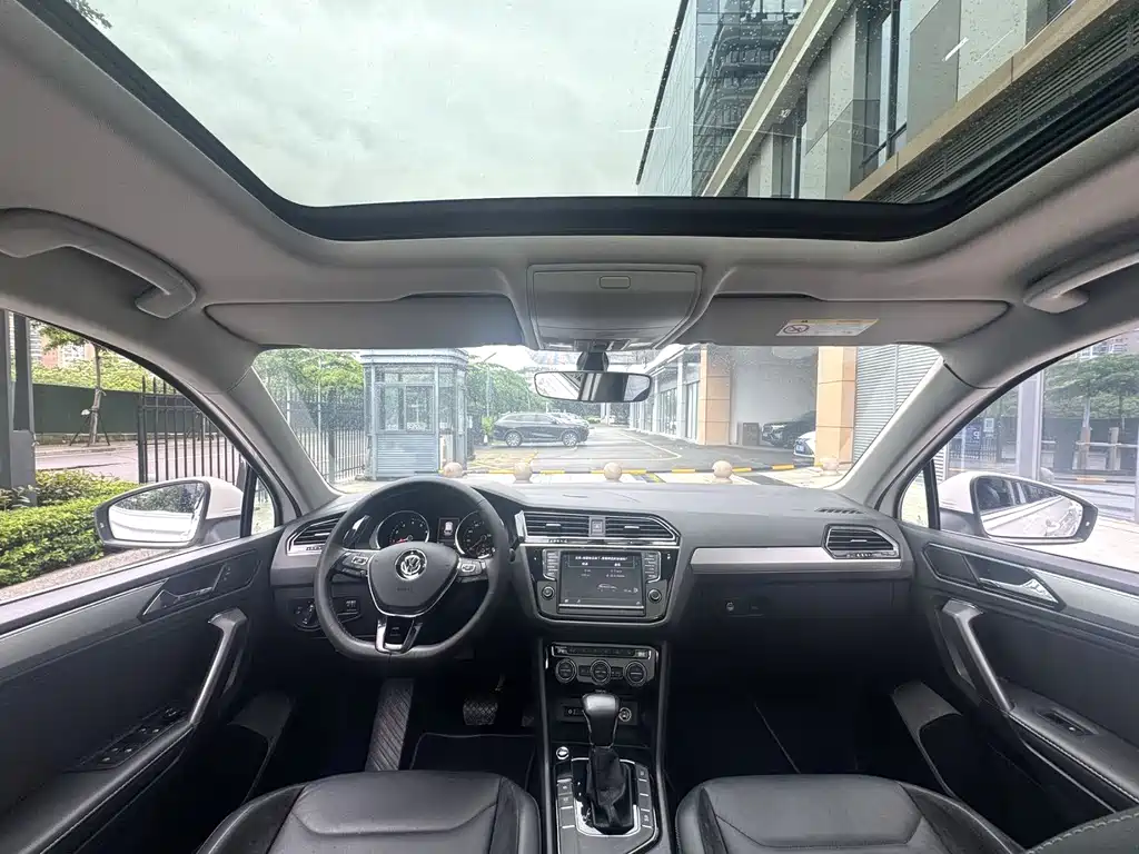 Volkswagen Tiguan L 2018 — фото 5
