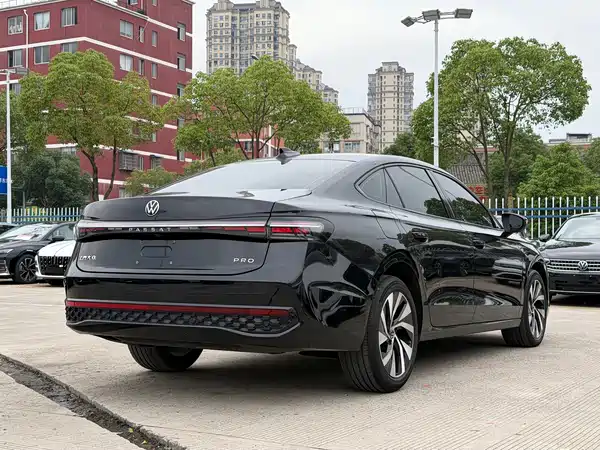 Volkswagen Passat 2025