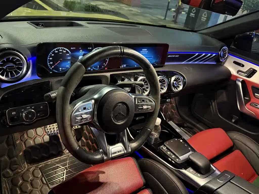 Mercedes-Benz CLA AMG 2021 — фото 4