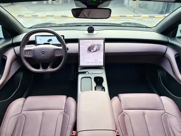 NIO ET5T 2024