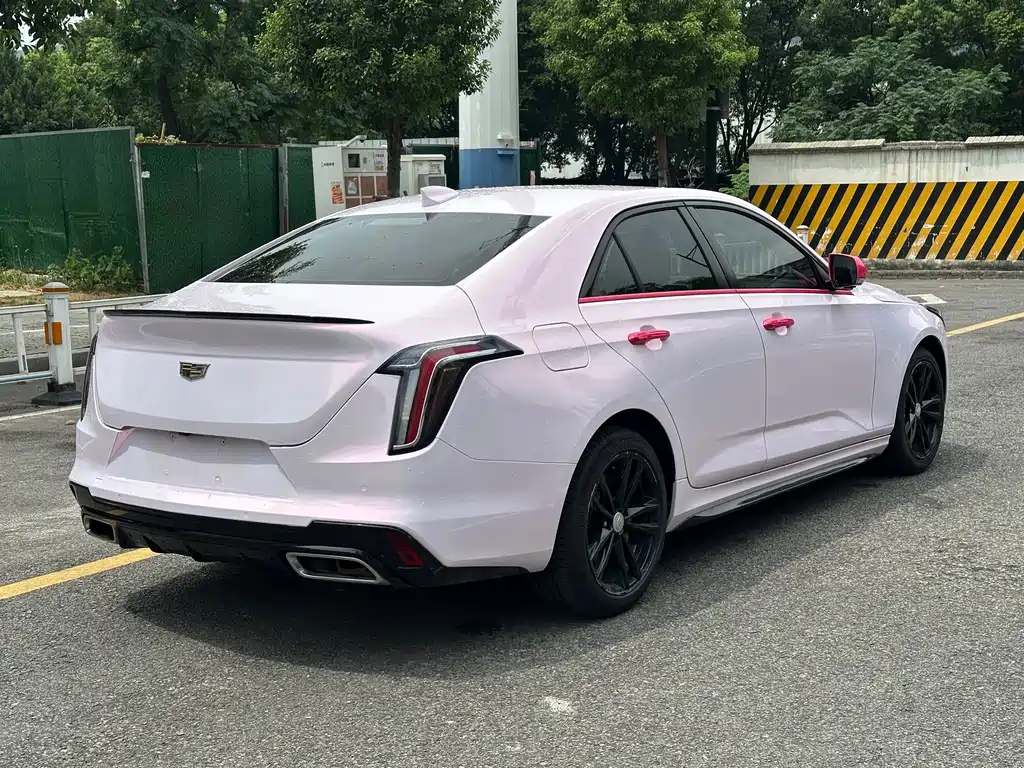 Cadillac CT4 2020 — фото 9