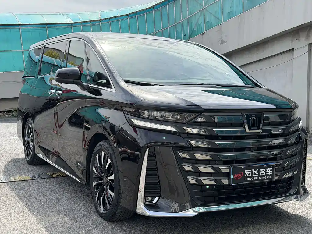 Toyota Vellfire 2023 — фото 4