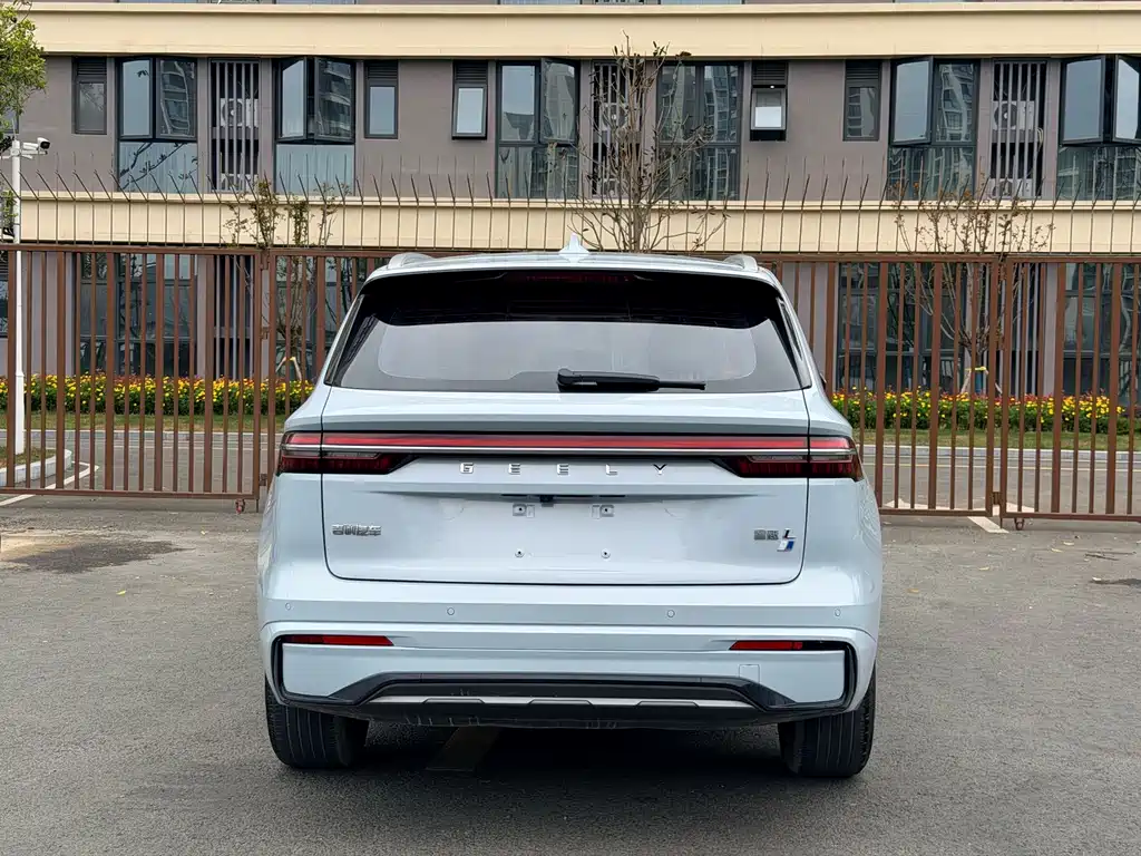 Geely Xingyue L 2022 — фото 24