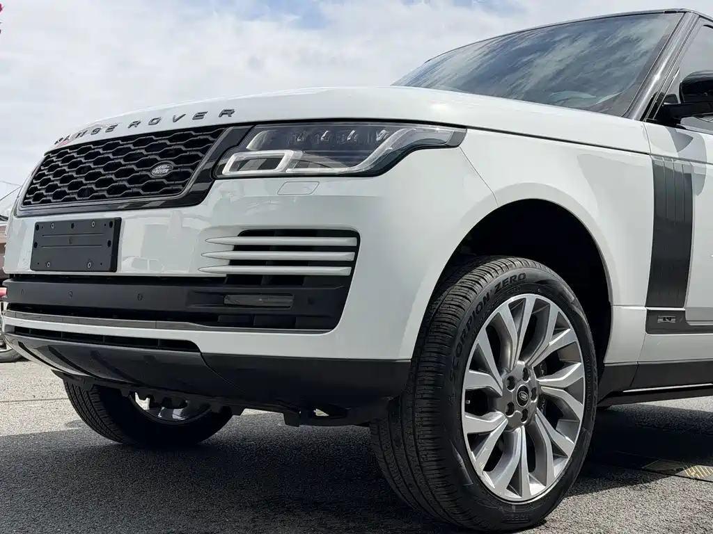 Land Rover Range Rover 2021 — фото 22