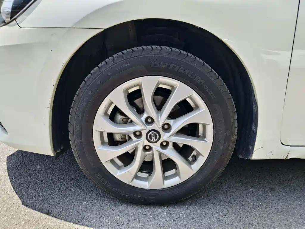 Nissan Sylphy 2018 — фото 14