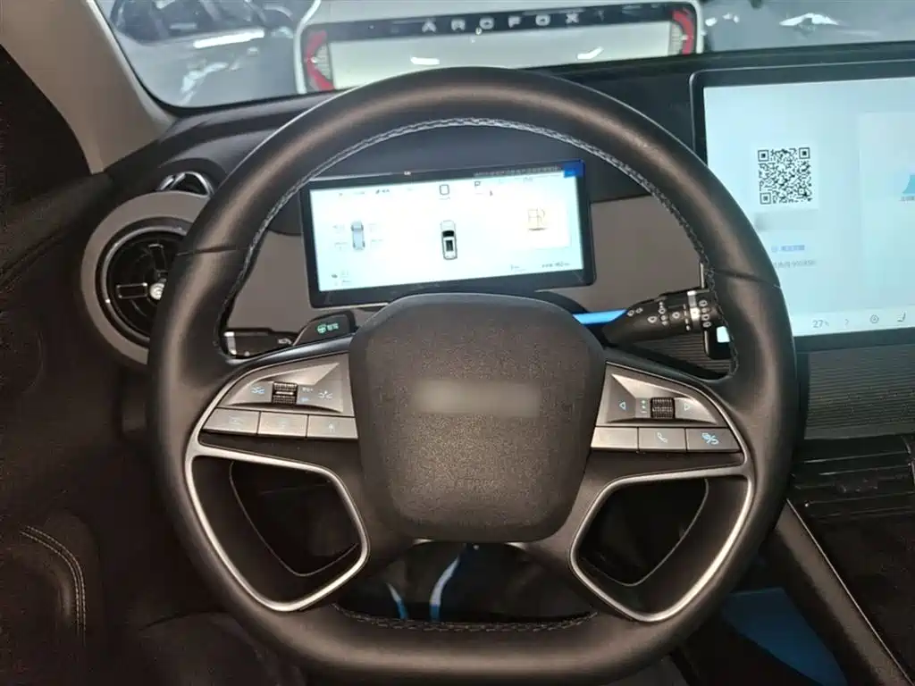 BYD Seal 05 DM-i 2025 — фото 11