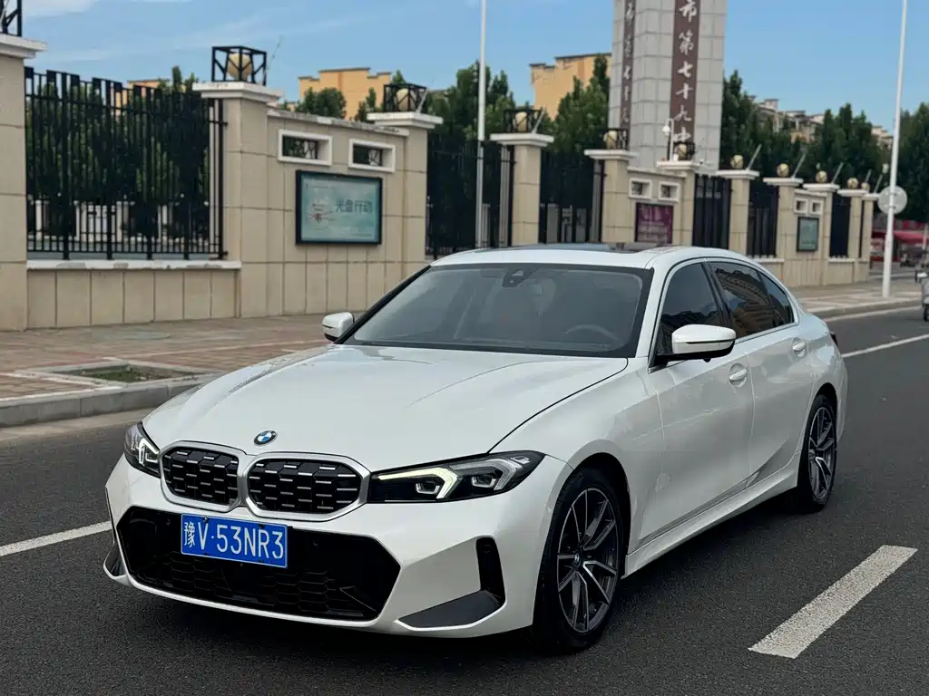 BMW 3 Series 2025