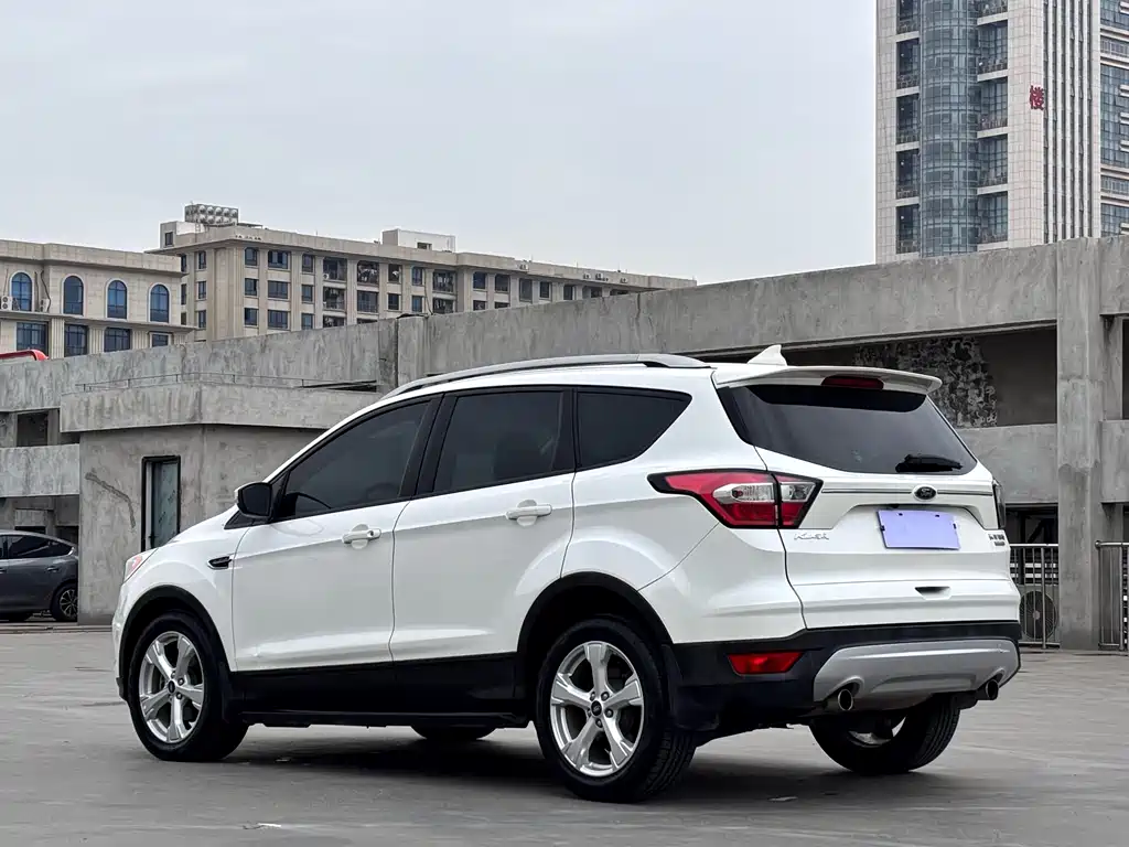 Ford Kuga 2017 — фото 7