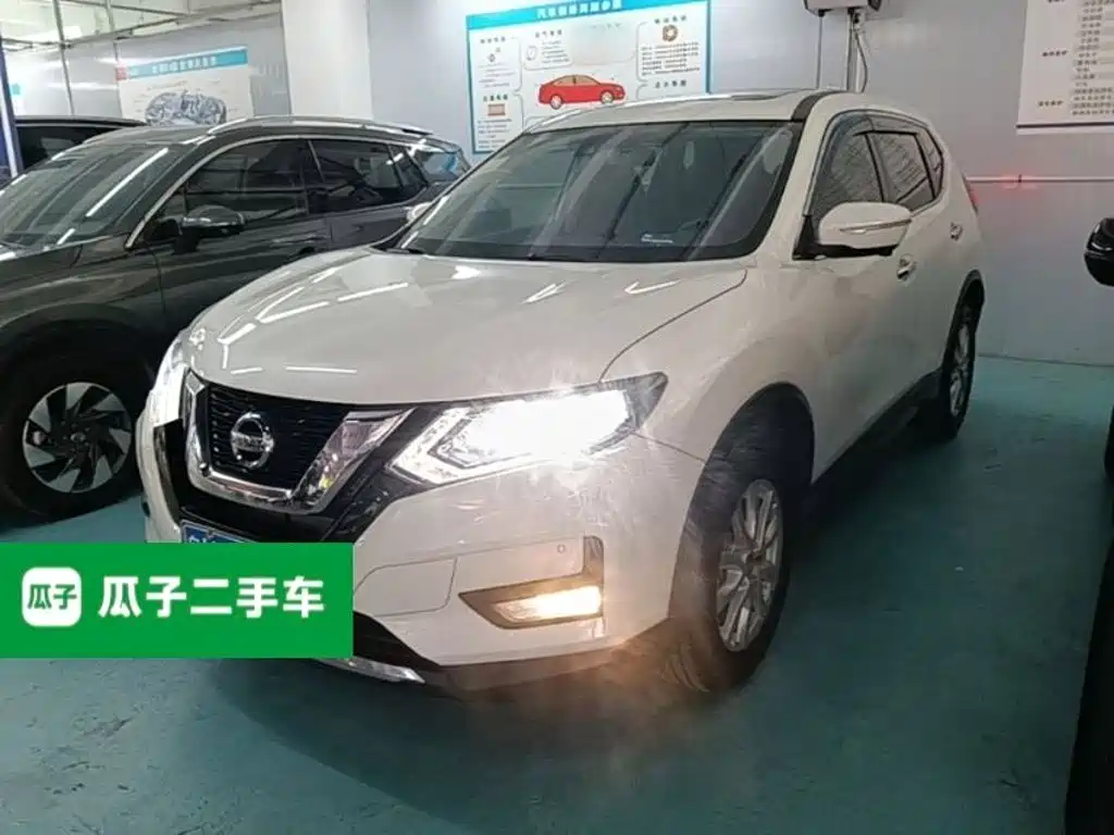 Nissan X-Trail 2019 — фото 1