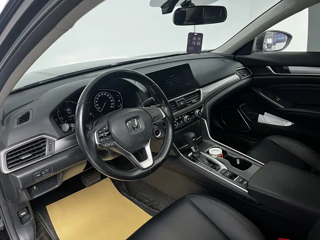 Honda Accord 2021 — фото 13