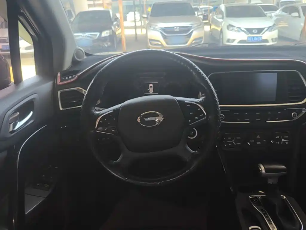 GAC Motor Trumpchi GS4 2018 — фото 11