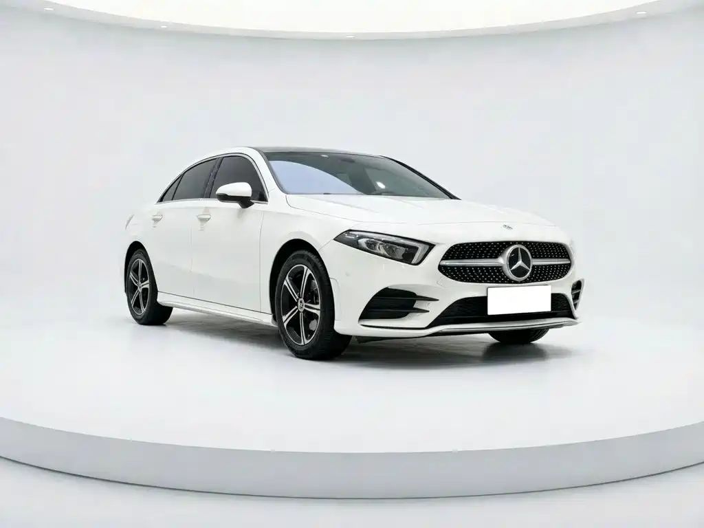 Mercedes-Benz A-Class 2022 — фото 23