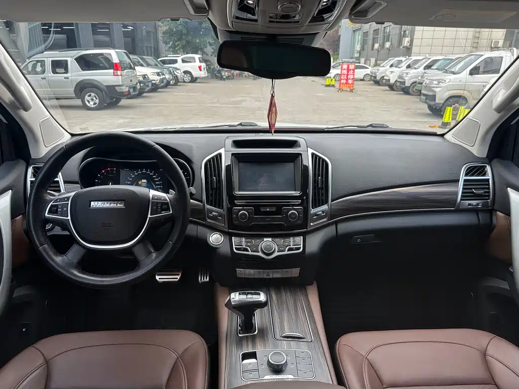 Haval H9 2017 — фото 11