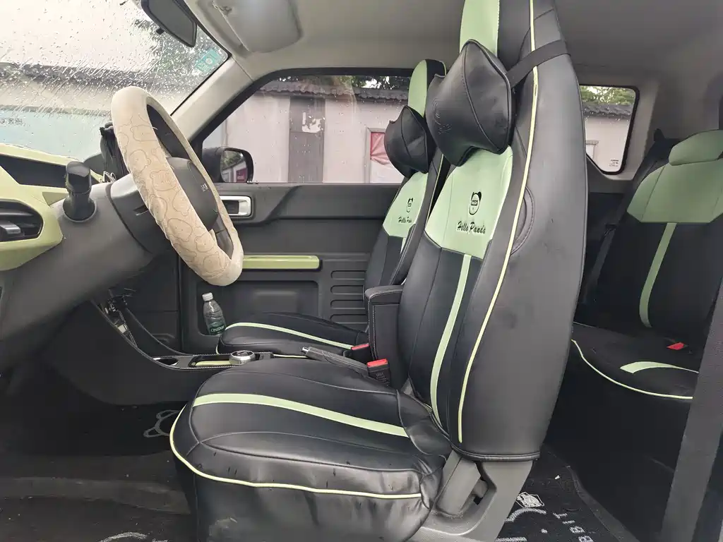 Geely Galaxy Panda 2025 — фото 12