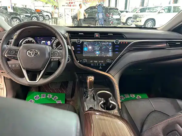 Toyota Camry 2020