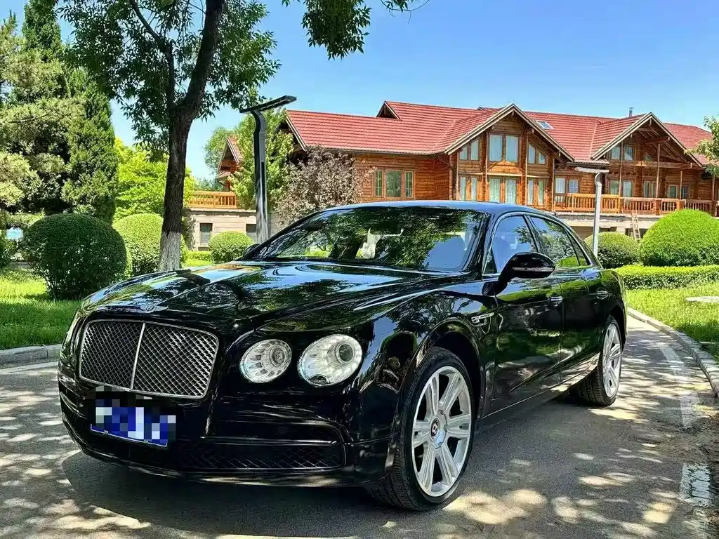 Bentley Flying Spur 2015 — фото 2