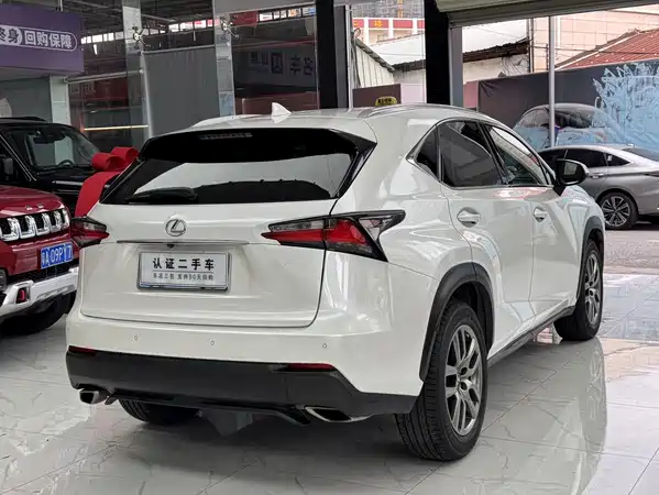 Lexus NX 2015