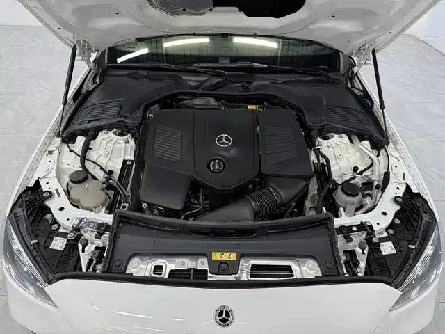 Mercedes-Benz C-Class 2023 — фото 9