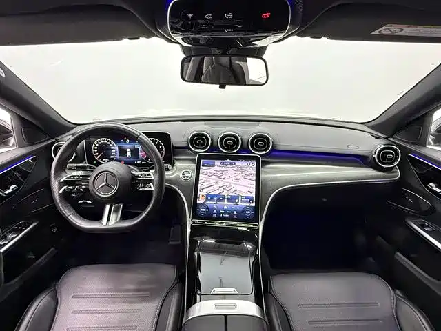 Mercedes-Benz C-Class 2023 — фото 13