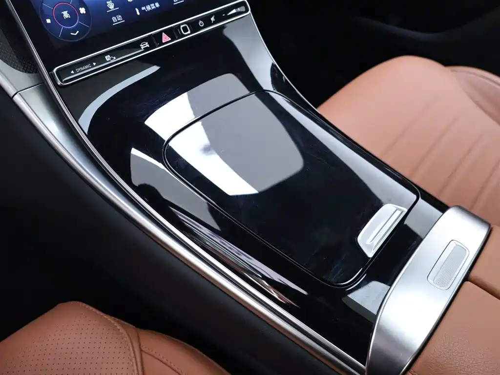 Mercedes-Benz GLC 2023 — фото 12