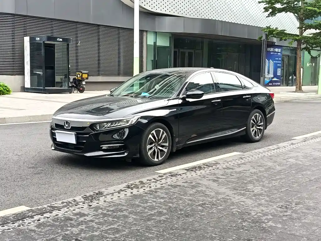 Honda Accord 2021 — фото 1