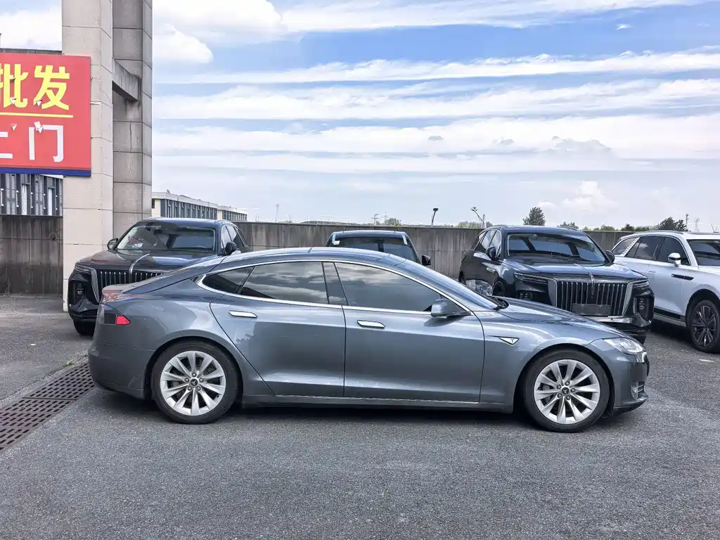 Tesla Model S 2014 — фото 2
