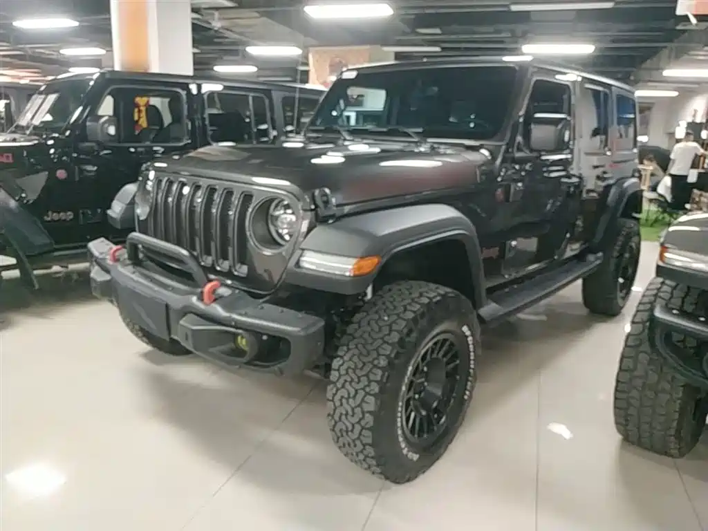 Jeep Wrangler 2020 — фото 2