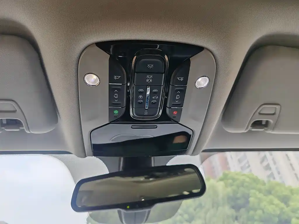 GAC Motor Trumpchi M8 2023 — фото 16
