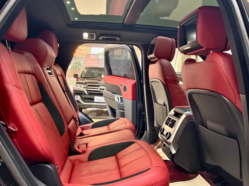 Land Rover Sport 2022 — фото 10