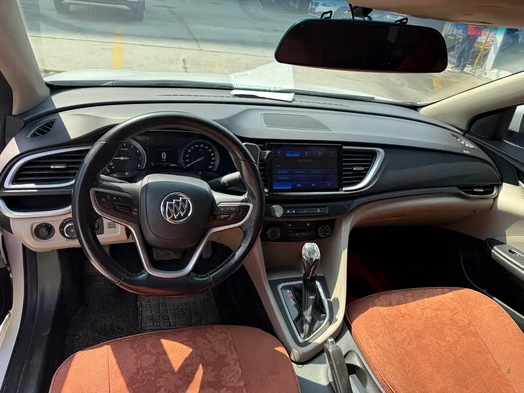 Buick Excelle 2018 — фото 10