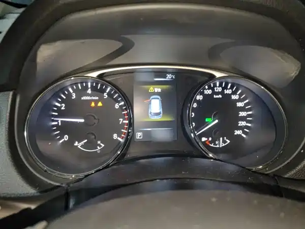 Nissan X-Trail 2014