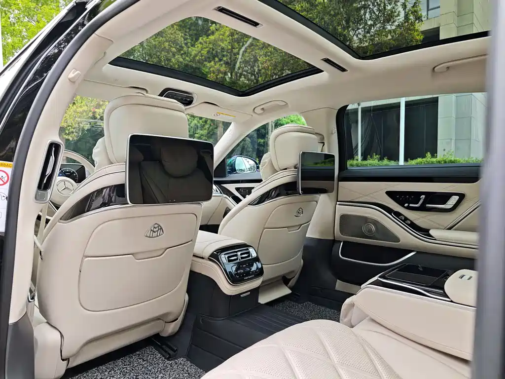 Mercedes-Benz S-Class 2025 — фото 18