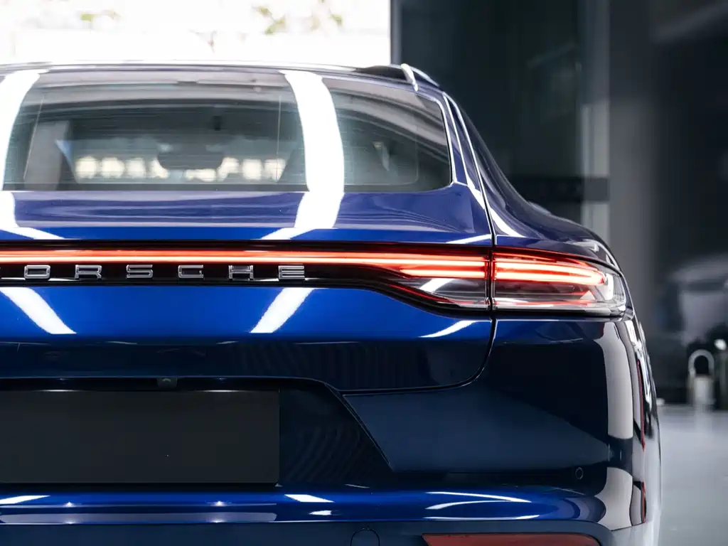Porsche Panamera 2022 — фото 6