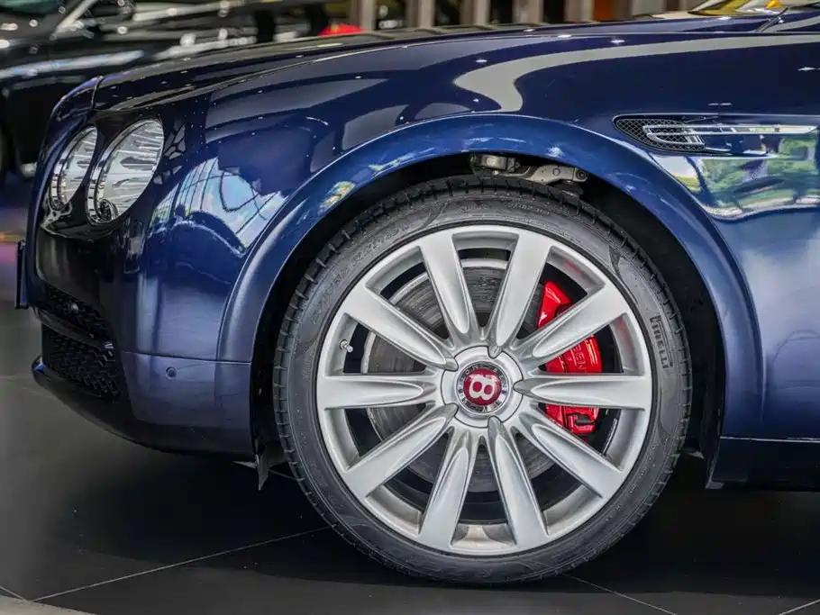 Bentley Flying Spur 2016 — фото 7