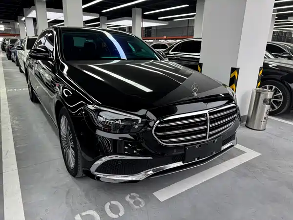 Mercedes-Benz E-Class 2023