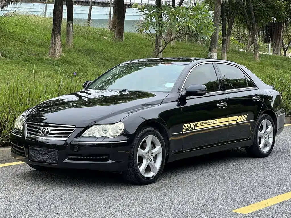 Toyota Reiz 2010