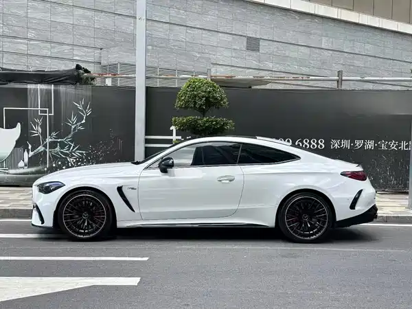 Mercedes-Benz CLE AMG 2025