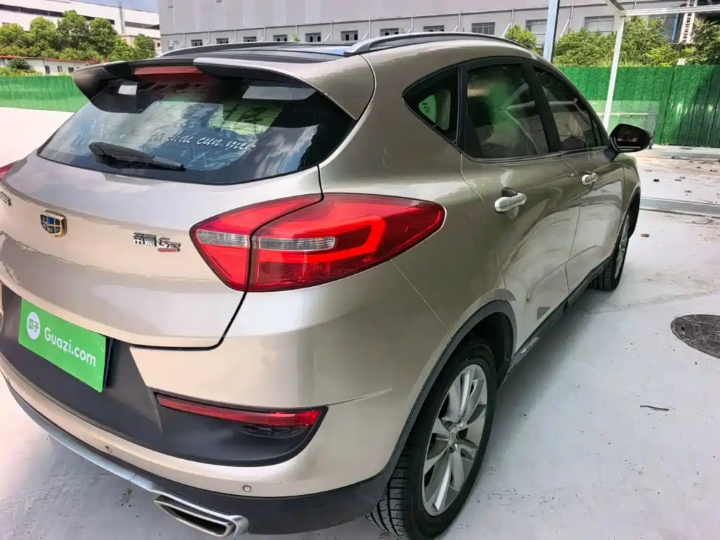 Geely Emgrand GS 2017 — фото 8