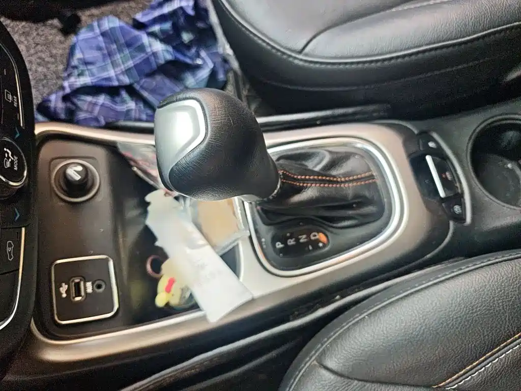 Jeep Compass 2017 — фото 7