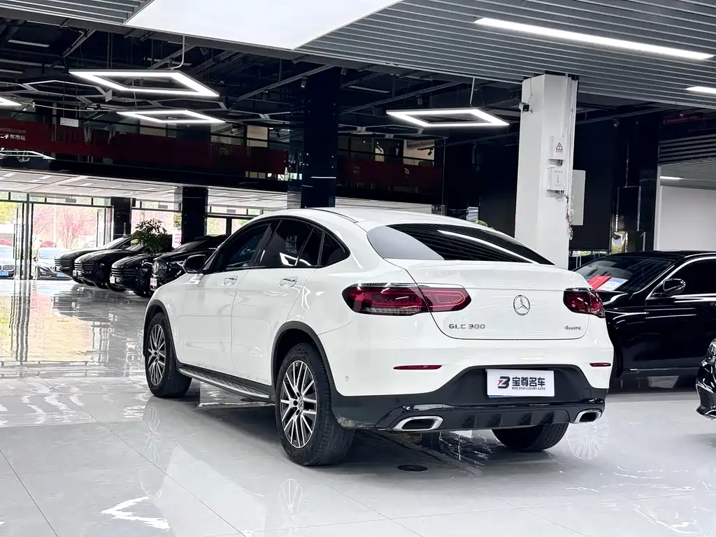 Mercedes-Benz GLC Coupe 2023 — фото 17